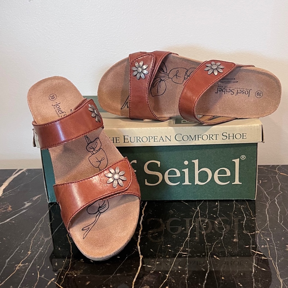 Josef Siebel "The European Comfort Shoe" Tonga Sandal NWT